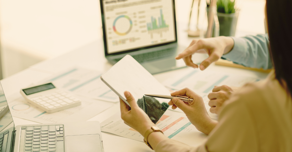 How to Write an Effective Electrology Business Plan: A Comprehensive Guide
